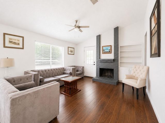 6927 Foxmont Lane, Humble, TX 77338