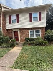 1236 Archdale Drive F, Charlotte, NC 28217