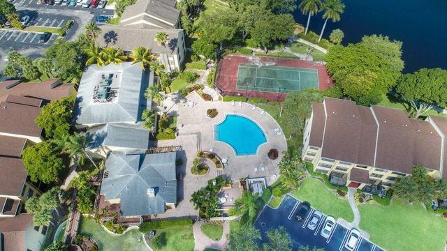 2303 N Congress Avenue 11, Boynton Beach, FL 33426