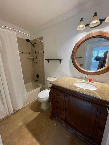 2303 N Congress Avenue 11, Boynton Beach, FL 33426