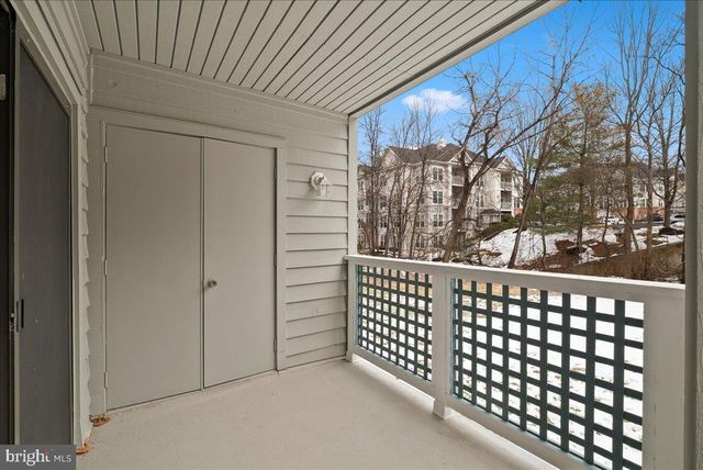 11719-D SUMMERCHASE CIR, Reston, VA 20194