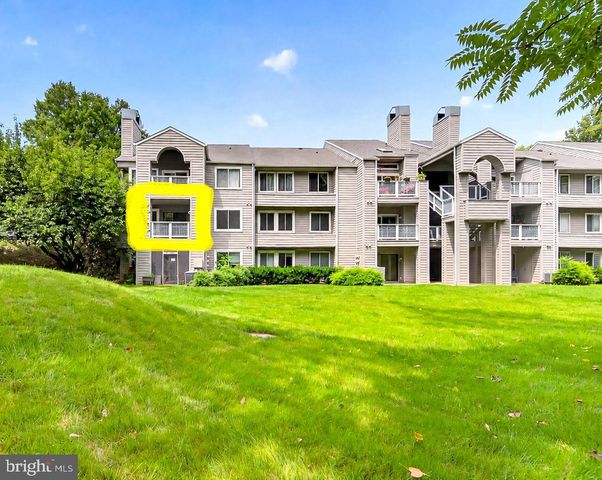 11719-D SUMMERCHASE CIR, Reston, VA 20194