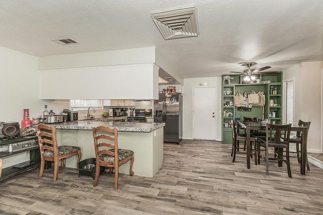 1385 Bernadine Drive, Clovis, CA 93611