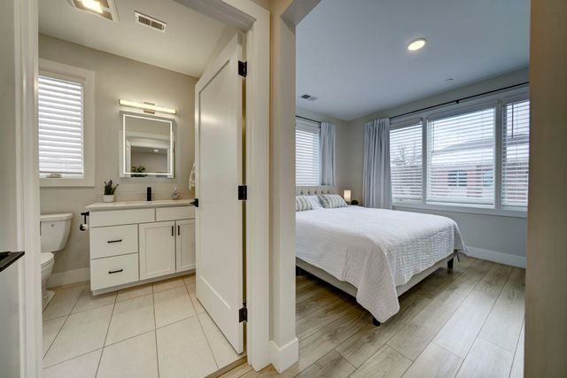 708 Randolph Street 206, Traverse City, MI 49684