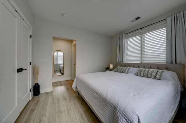 708 Randolph Street 206, Traverse City, MI 49684