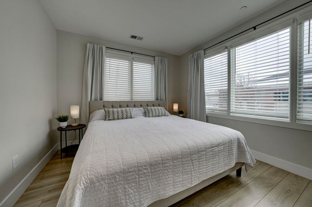 708 Randolph Street 206, Traverse City, MI 49684