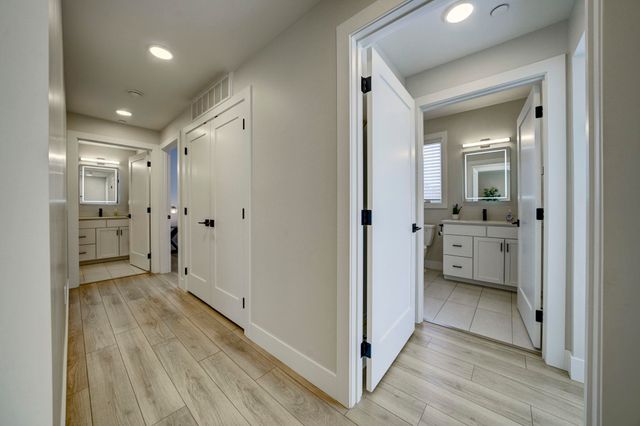 708 Randolph Street 206, Traverse City, MI 49684