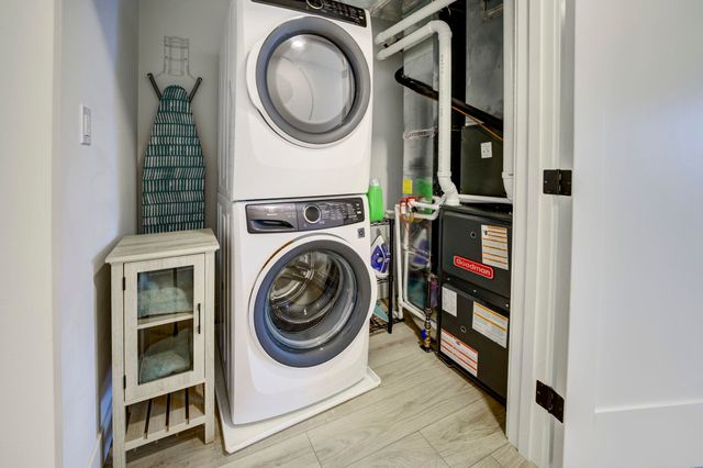 708 Randolph Street 206, Traverse City, MI 49684