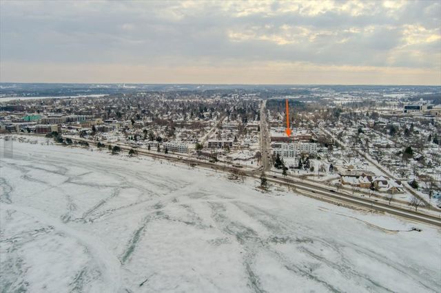 708 Randolph Street 206, Traverse City, MI 49684