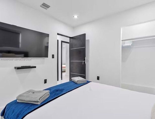 400 NW 40th Street, Miami, FL 33127