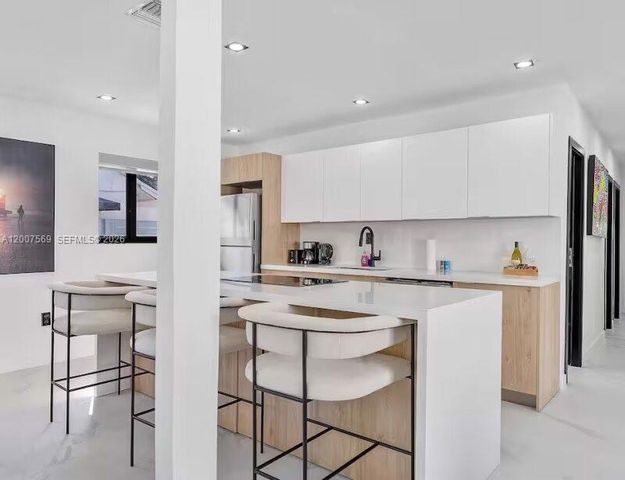 400 NW 40th Street, Miami, FL 33127