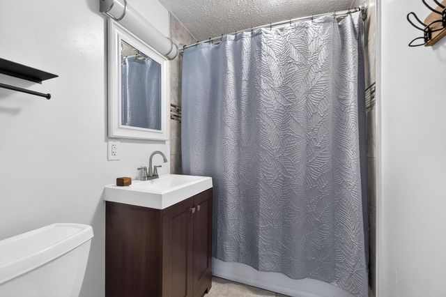 475 W Johnstown Road, Gahanna, OH 43230