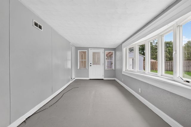 475 W Johnstown Road, Gahanna, OH 43230