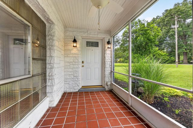 475 W Johnstown Road, Gahanna, OH 43230