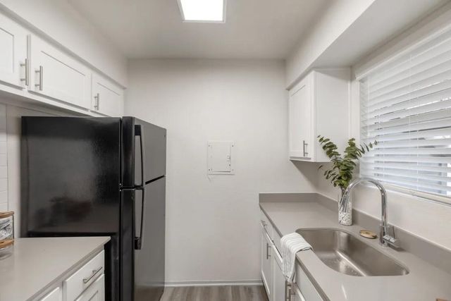 11715 S Glen Drive 801-1, Houston, TX 77099