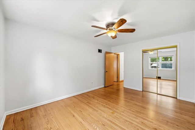 4432 W Howard AVENUE, Milwaukee, WI 53220
