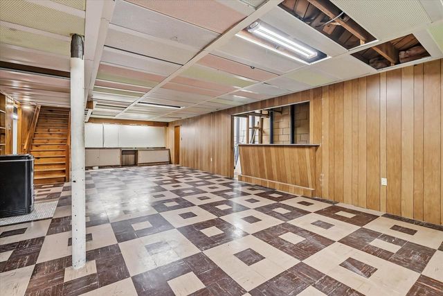 4432 W Howard AVENUE, Milwaukee, WI 53220