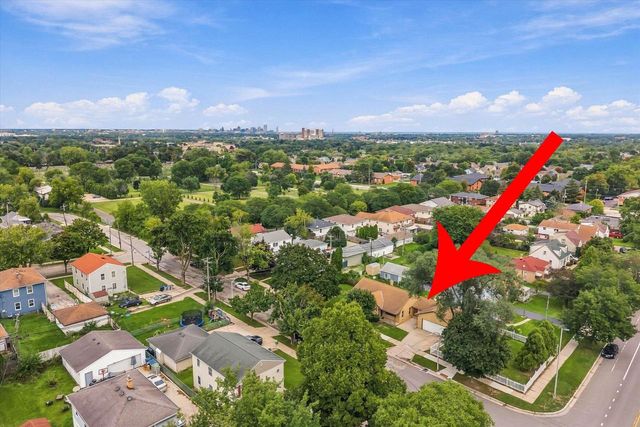 4432 W Howard AVENUE, Milwaukee, WI 53220