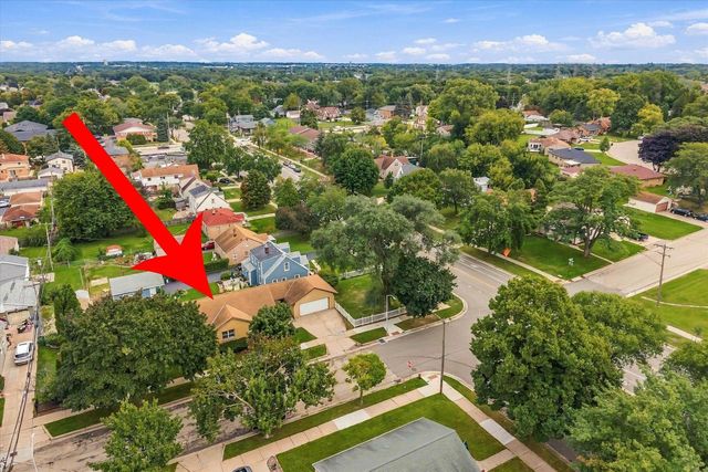 4432 W Howard AVENUE, Milwaukee, WI 53220