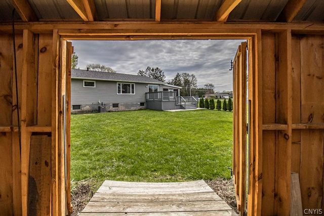 403 Stillwell Circle, Dewitt, NY 13057