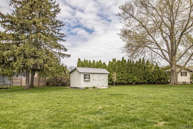 403 Stillwell Circle, Dewitt, NY 13057