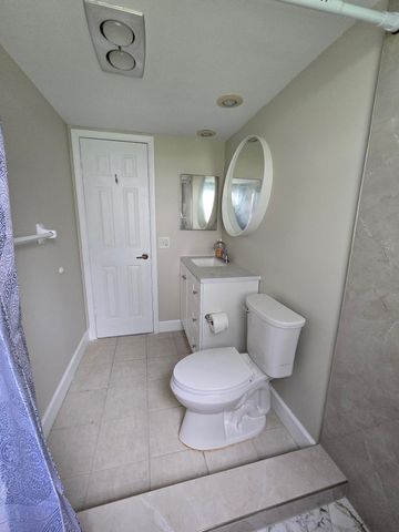 3800 OAKS CLUBHOUSE Drive 112, Pompano Beach, FL 33069