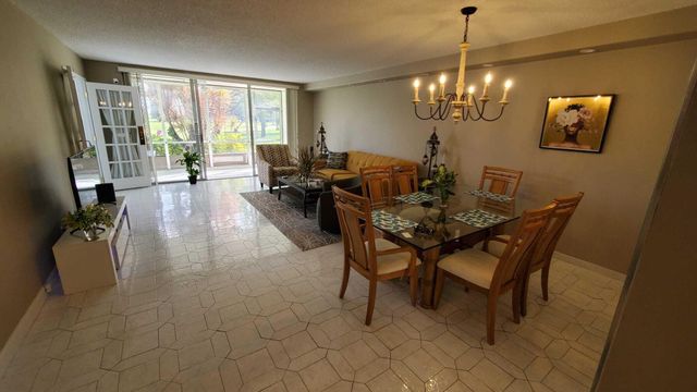 3800 OAKS CLUBHOUSE Drive 112, Pompano Beach, FL 33069
