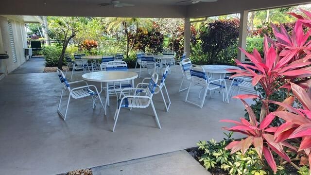 3800 OAKS CLUBHOUSE Drive 112, Pompano Beach, FL 33069