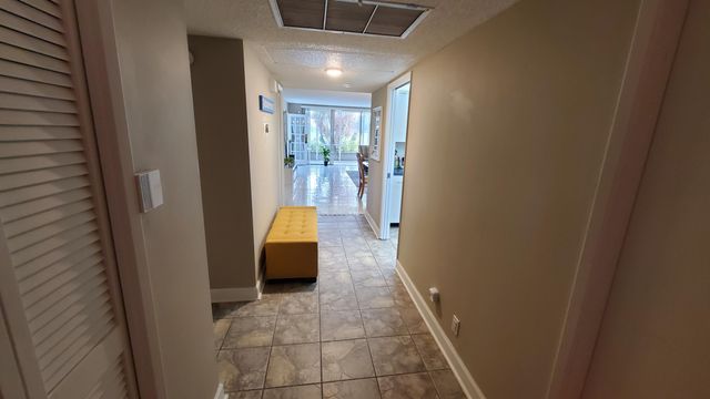 3800 OAKS CLUBHOUSE Drive 112, Pompano Beach, FL 33069