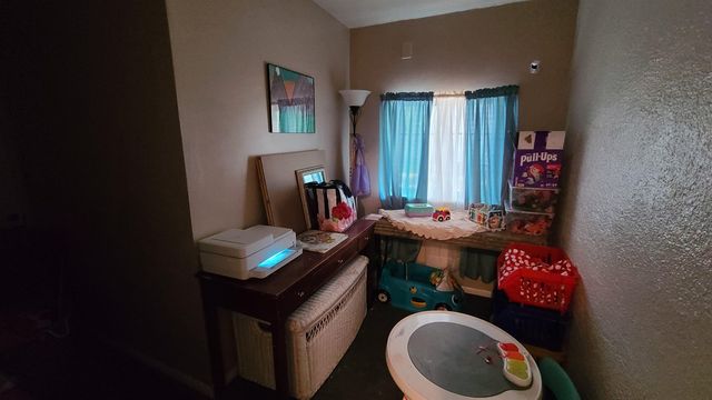 304 Minnesota St, Winfield, KS 67156