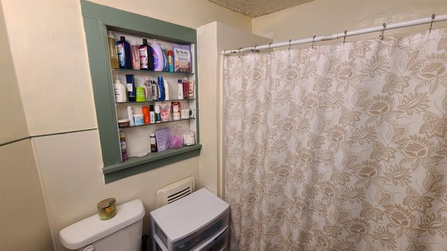 304 Minnesota St, Winfield, KS 67156