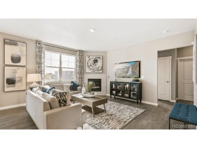 4816 Antler Way, Johnstown, CO 80534