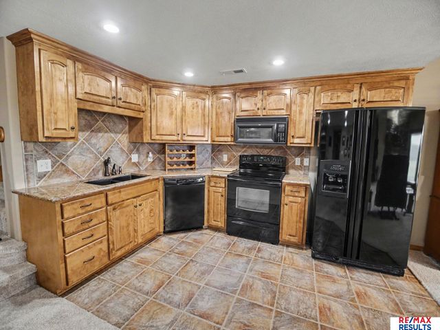 3626 S 193 Street, Omaha, NE 68130
