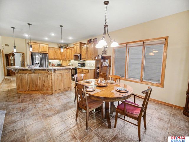 3626 S 193 Street, Omaha, NE 68130
