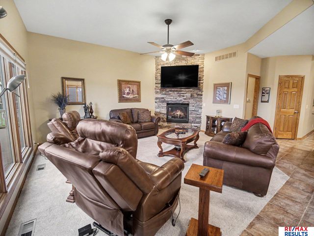 3626 S 193 Street, Omaha, NE 68130