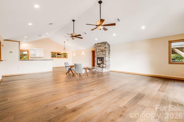 55 Glade Lane, Black Mountain, NC 28711