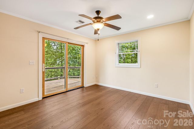 55 Glade Lane, Black Mountain, NC 28711