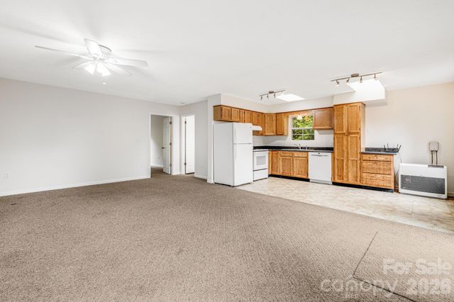 55 Glade Lane, Black Mountain, NC 28711