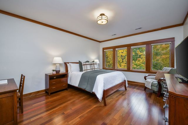 908 Julian Court, Naperville, IL 60540