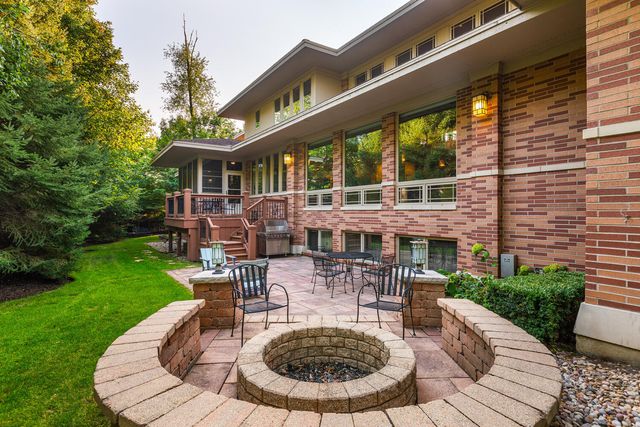 908 Julian Court, Naperville, IL 60540