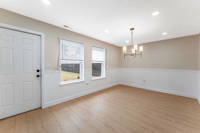 6615 S Normal Boulevard, Chicago, IL 60621