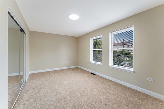 6615 S Normal Boulevard, Chicago, IL 60621