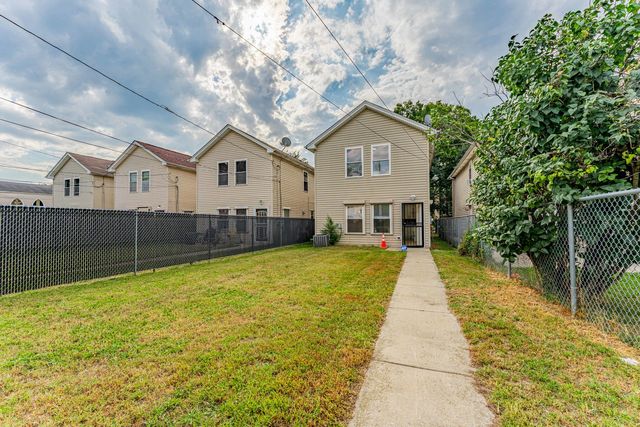 6615 S Normal Boulevard, Chicago, IL 60621
