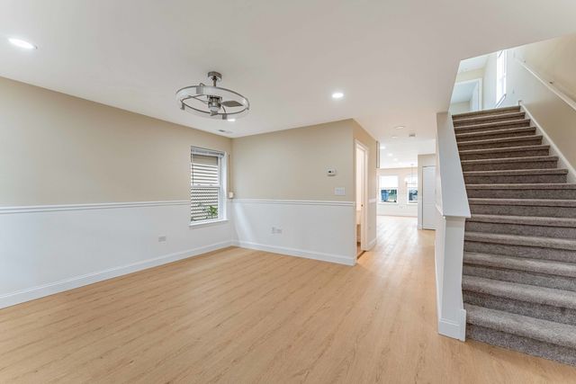 6615 S Normal Boulevard, Chicago, IL 60621