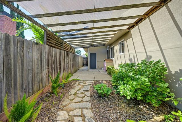 5405 Verner Ave, Sacramento, CA 95841