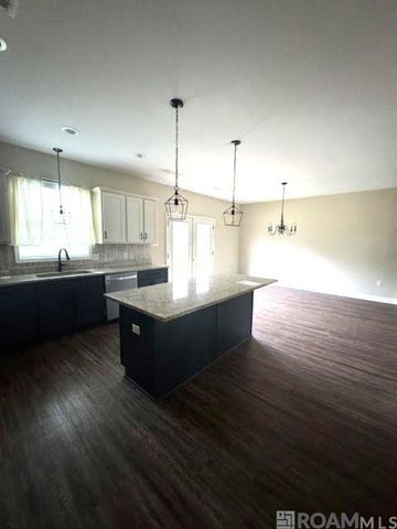 16537 La Hwy 931, Prairieville, LA 70769