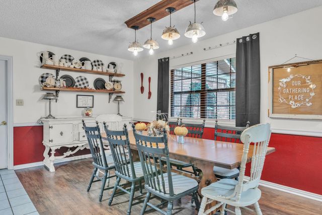 2802 Red Maple Rd, Big Sandy, TX 75755