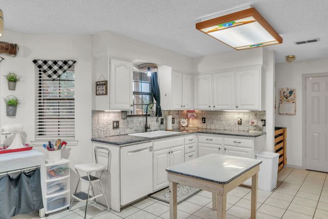 2802 Red Maple Rd, Big Sandy, TX 75755