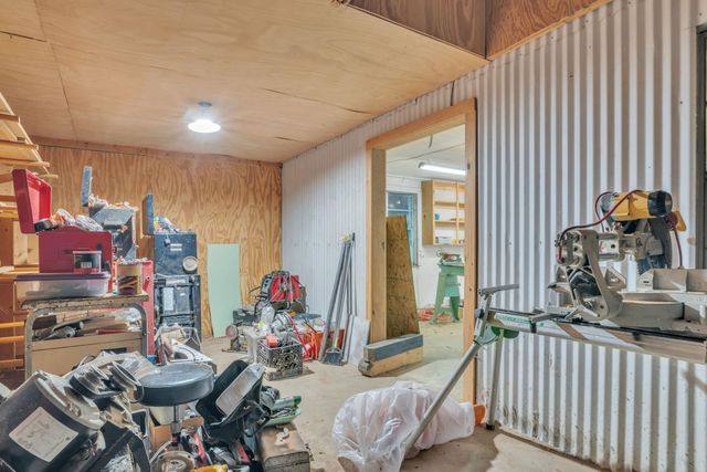 2802 Red Maple Rd, Big Sandy, TX 75755