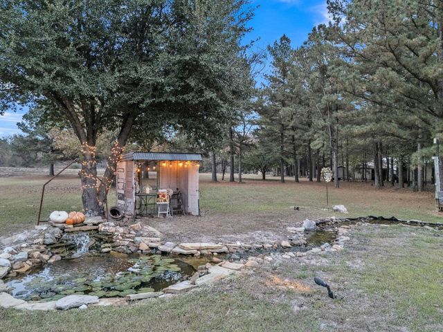 2802 Red Maple Rd, Big Sandy, TX 75755